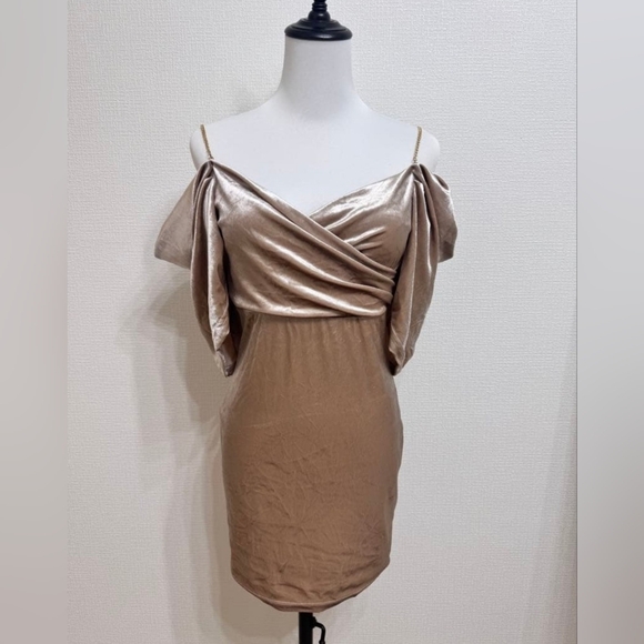 Source Unknown Dresses & Skirts - Metallic Gold Mini Dress Size Small